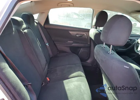 2015 Nissan Altima 2.5 из США, поврежденный, VIN 1N4AL3AP5FC214908